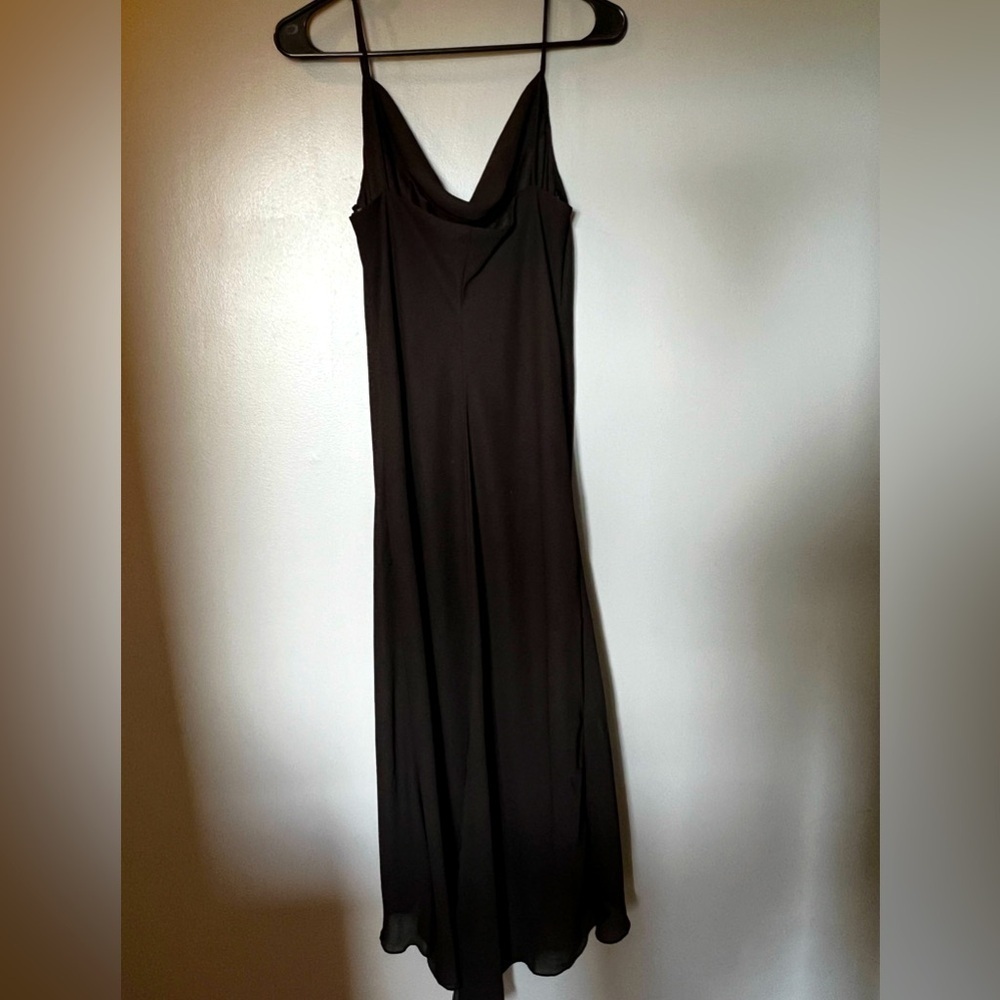 Sleek & Sexy Long Black Dress Size 9/10. Spaghetti Strap, Plunging V Neck